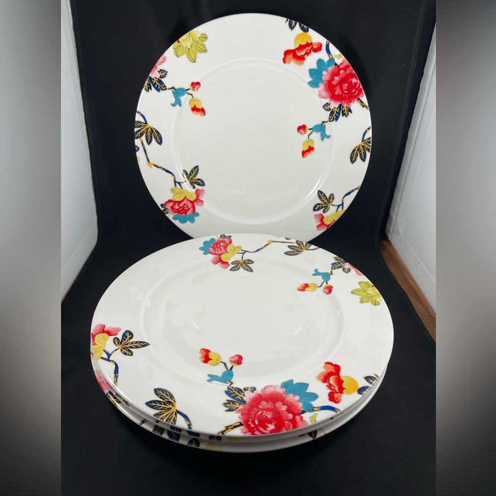 Set of 4 New Spode Isabella Floral Dinner Plates 11”